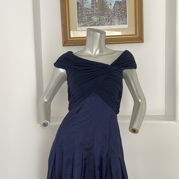 TADASHI Collection Ruched Taffeta Gown Navy Blue Size 2 - Picture 5 of 13